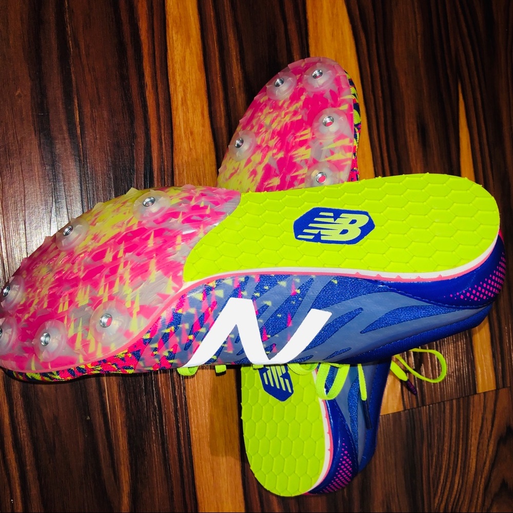 Shoes - Picture 5 of 6